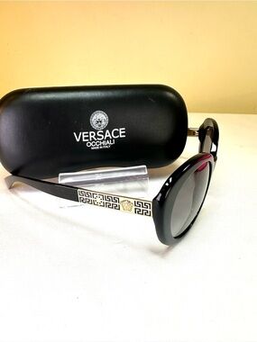 Versace Sunglasses Black Frame gold-tone temples Versace Medusa & Greca Case